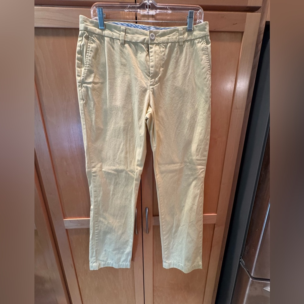 Vineyard Vines Men's Yellow Pants sz w32, L30. Preppy chinos!